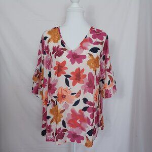 NWT! Southern Stitch Floral Blouse